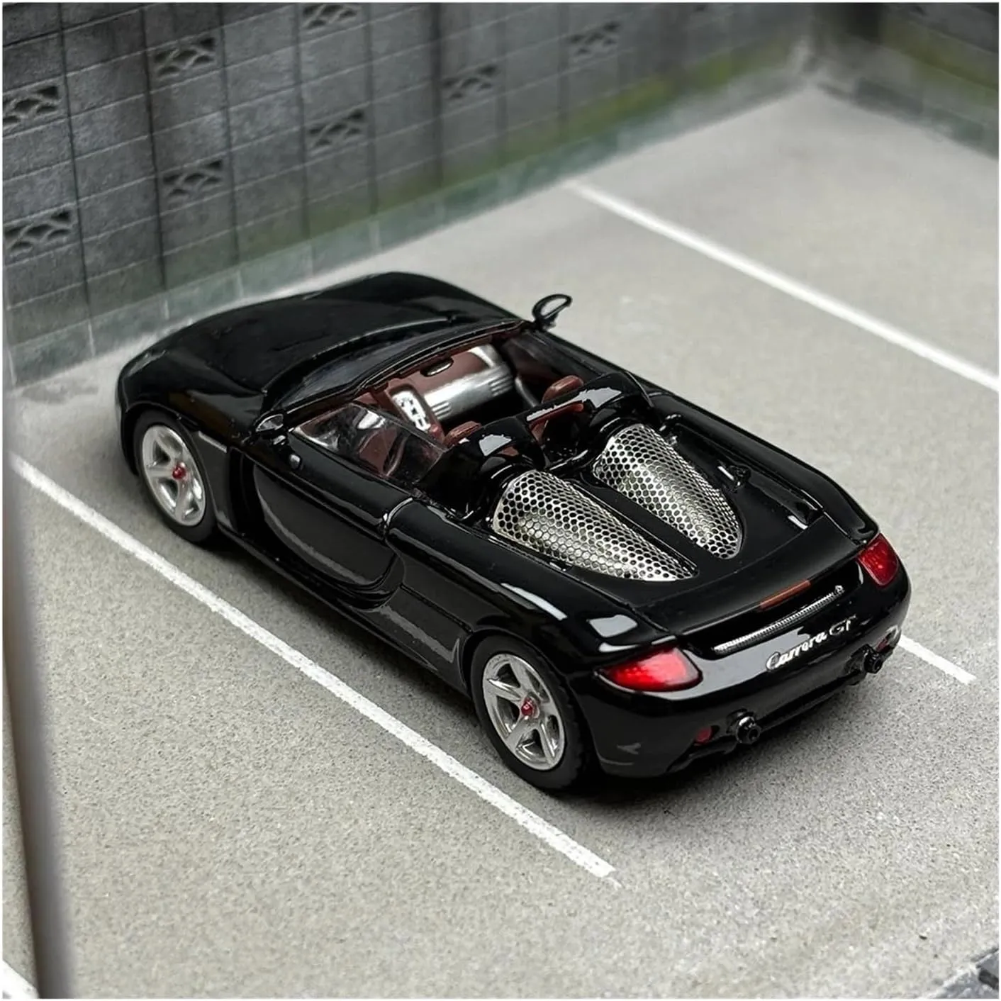 1 64 for Porsche Carrera GT Convertible Diecast Alloy Edition Toys Cars Model Souvenir Static Display Motor Vehicles Toys(White)