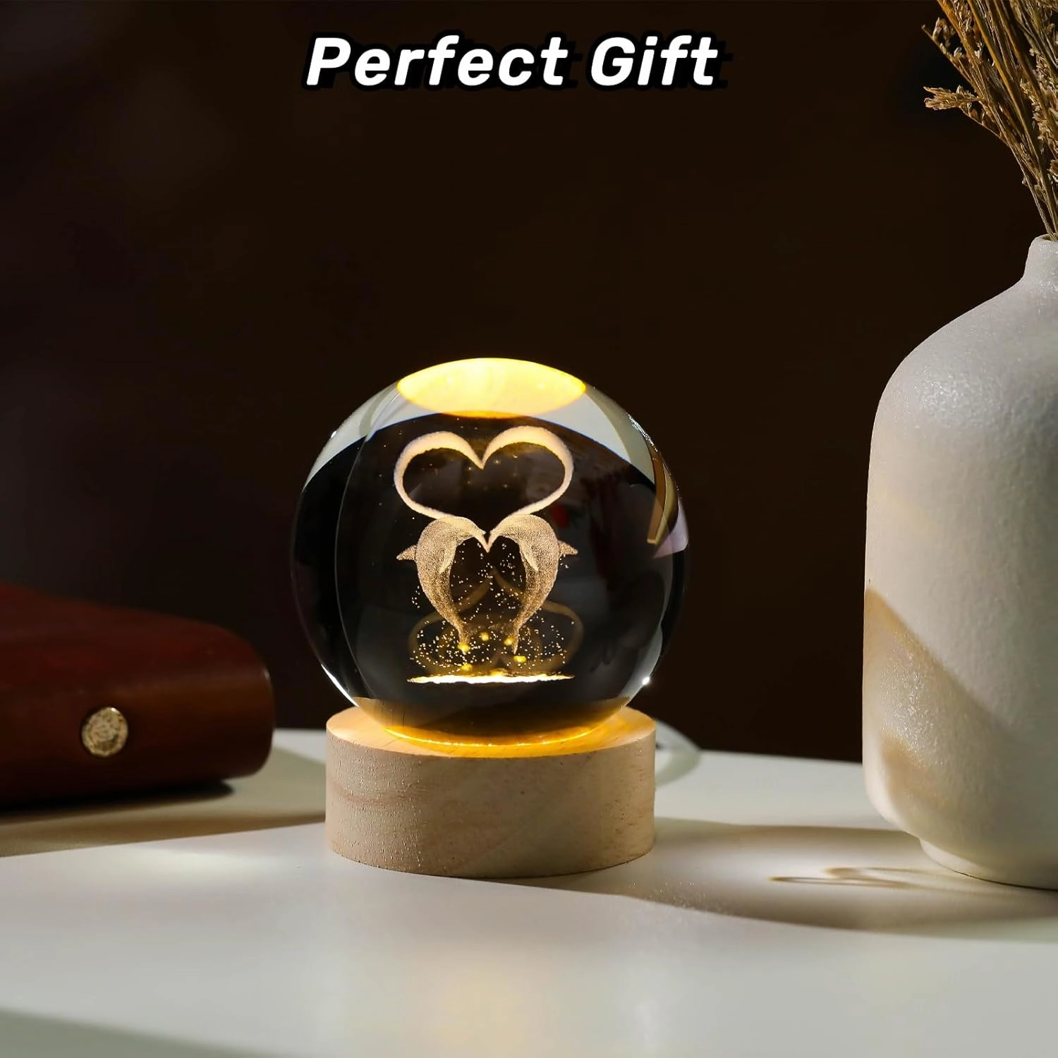 3D Dolphin Crystal Ball Figurines Gifts, Crystal Ball Lamp with Wooden Light Base, Laser Engraved Dolphin Glass Sphere Home Decor