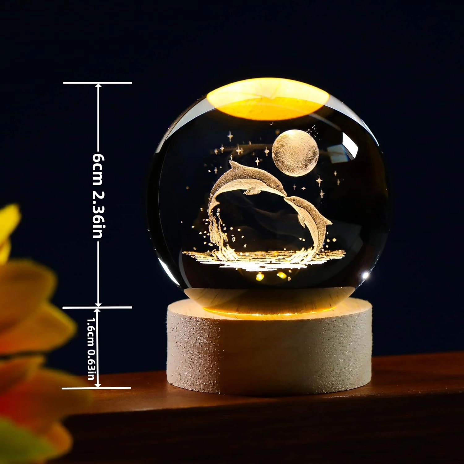 3D Dolphin Crystal Ball Night Light, Glass Dolphin Lamp with Wooden Base, Laser Engraved Glass Sphere Home Decor