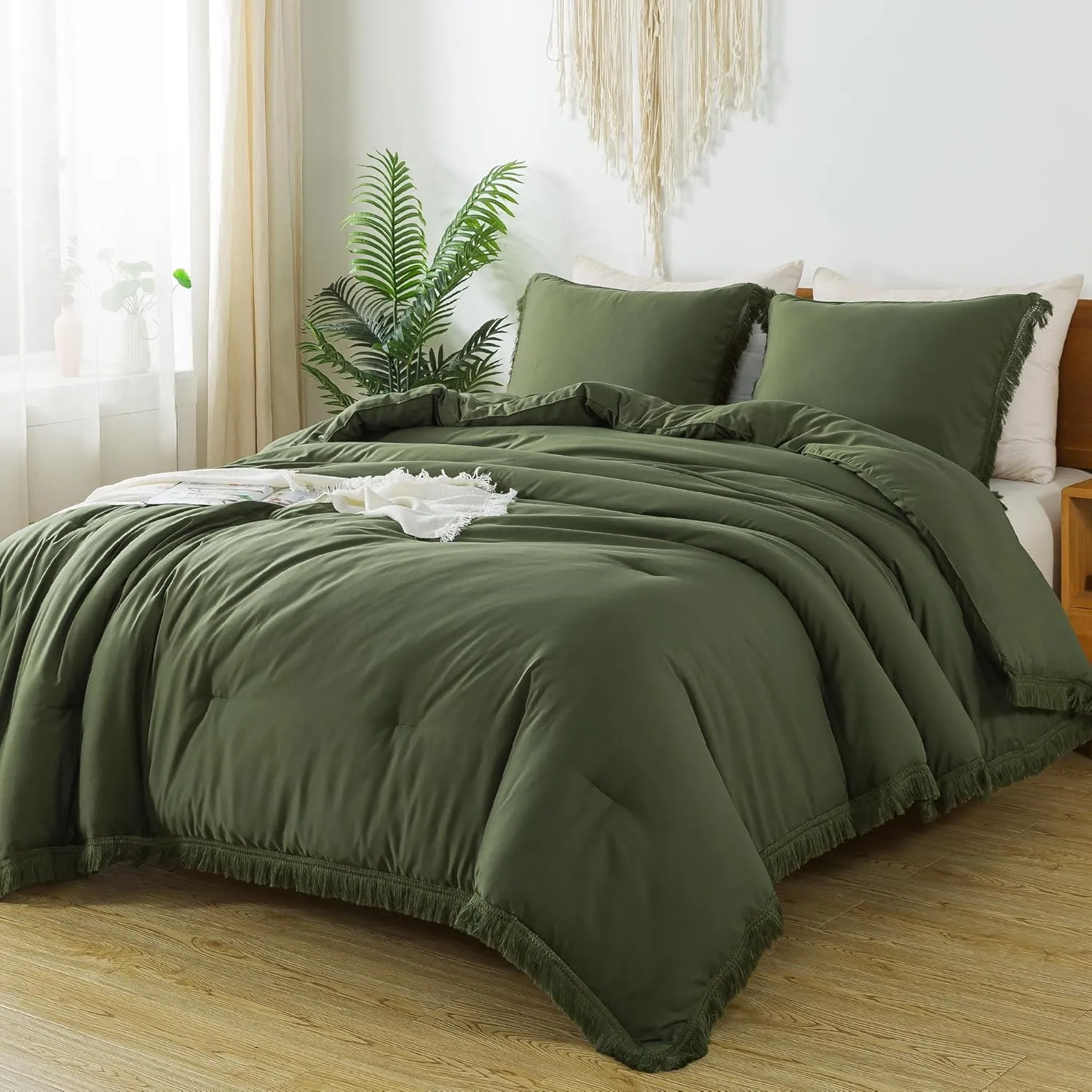 Andency Olive Green Comforter Set Full Size, 3 Pieces Boho Tassel Lightweight Bedding Comforter Sets, All Season Soft Fluffy Fringe Bed Set (79x90In Comforter & 2 Pillowcases)