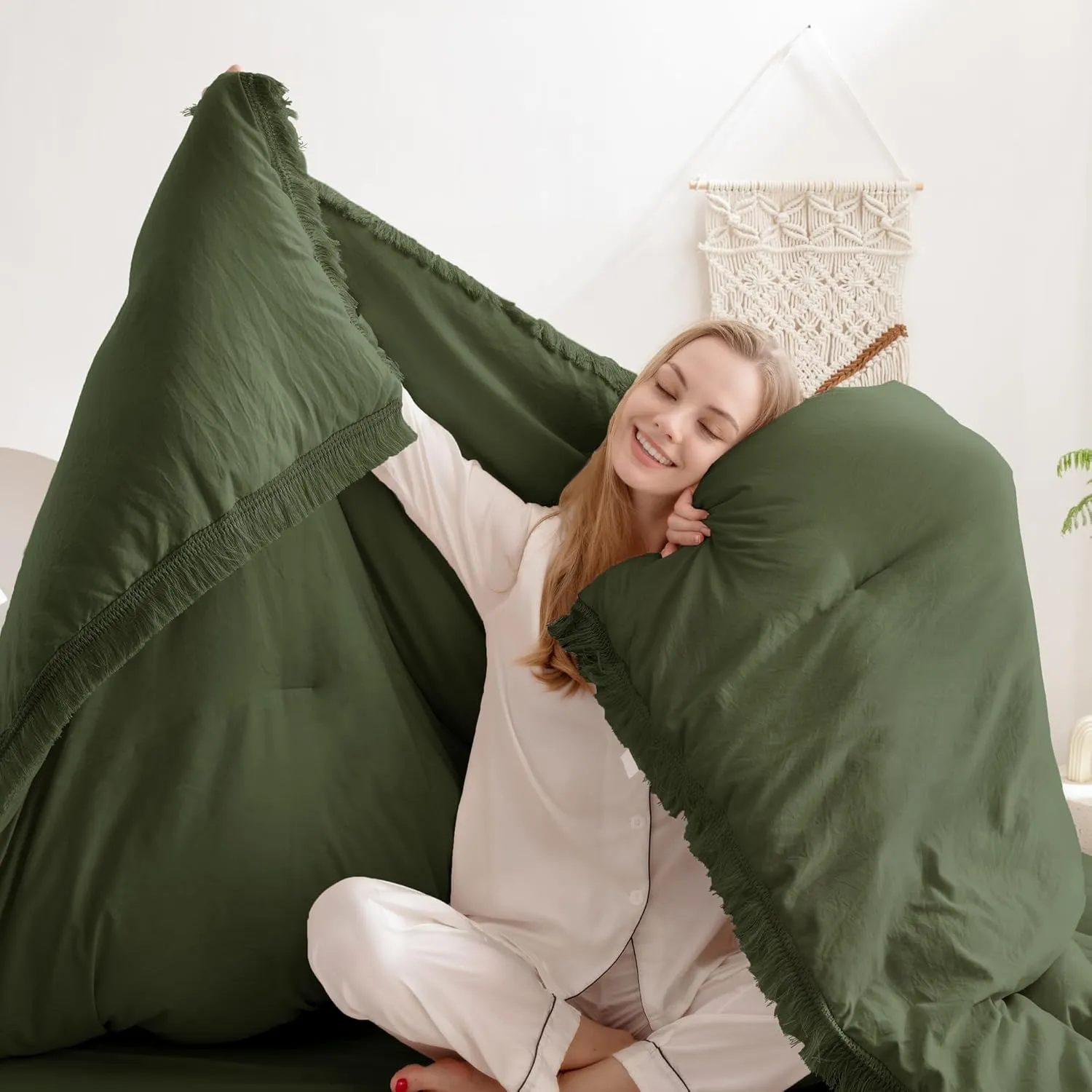 Andency Olive Green Comforter Set Full Size, 3 Pieces Boho Tassel Lightweight Bedding Comforter Sets, All Season Soft Fluffy Fringe Bed Set (79x90In Comforter & 2 Pillowcases)