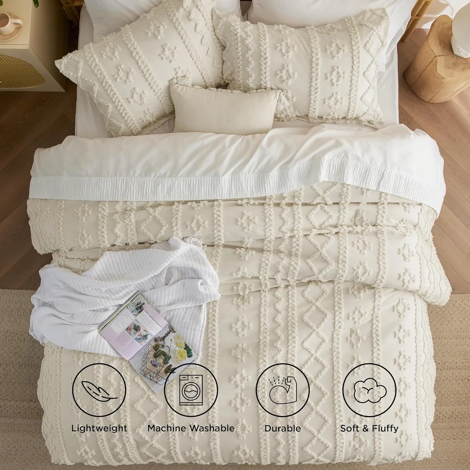 Bedsure Tufted Boho Comforter Set Oversized Queen - Beige Boho Bed Set, GentleSoft™ 3 Pieces Farmhouse Shabby Chic Embroidery Bedding, Gifts for Woman, Soft Jacquard Comforter for All Seasons