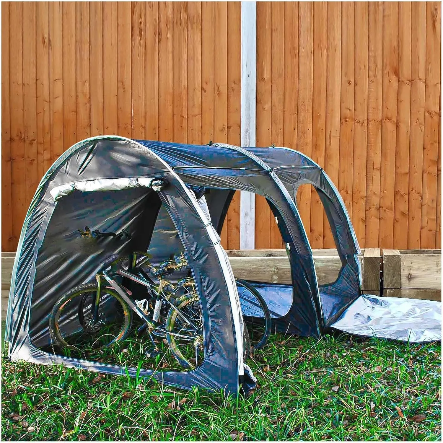 Bike Tent with Ventilation Mesh Bicycle Covers Outdoor Storage Waterproof with 210D Oxford Fabric PU4000 Waterproof Bike Storage Tent Bike Storage