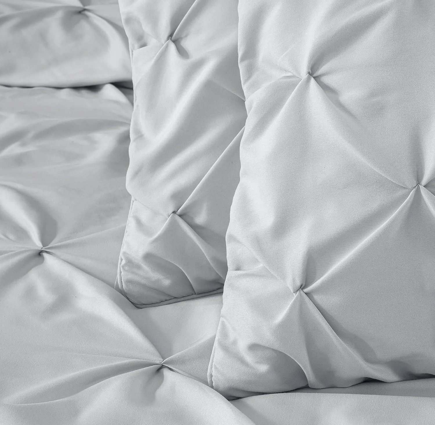 Chezmoi Collection Sydney King Size Comforter Set - 7-Piece Pintuck Bedding - Light Gray, Elegant Lightweight Pinch Pleat Comforter with Decorative Pillows Bed Set for All Season