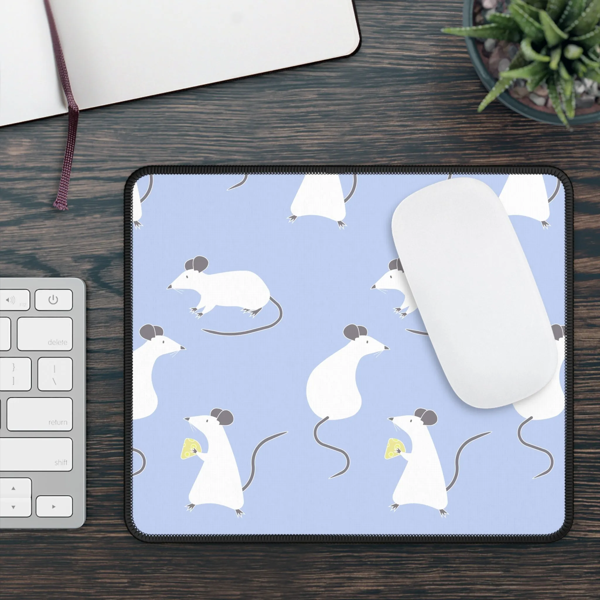 Cute Mouse Themed Gaming Mouse Pad - Fun Desk Accessory for Gamers