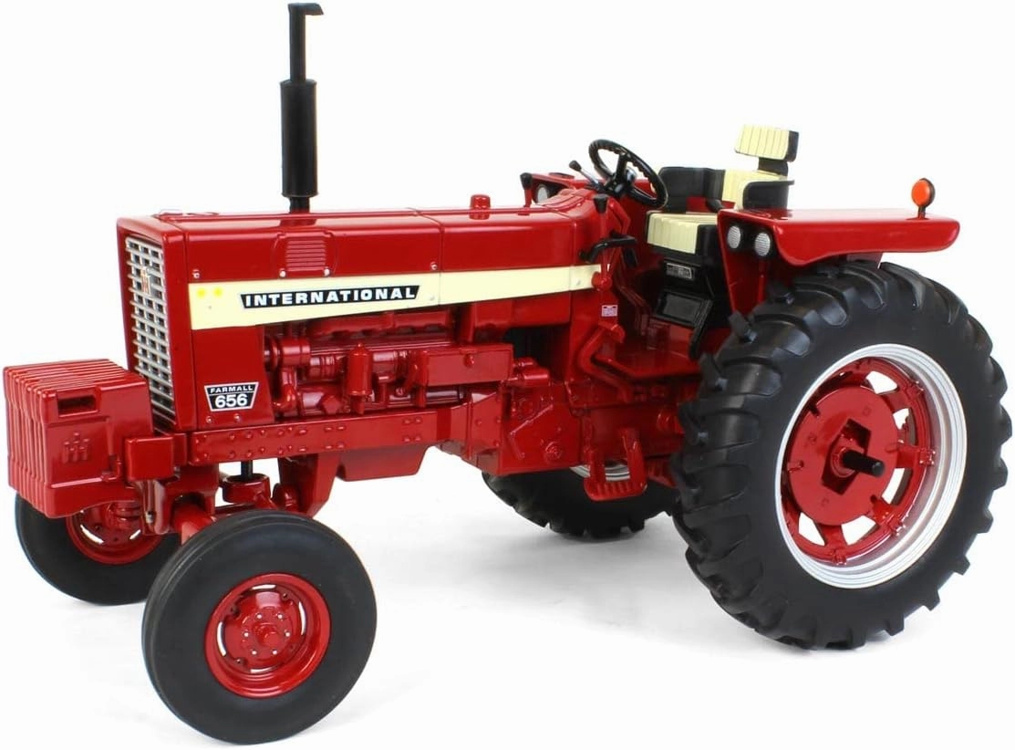 ERTL 1/16 International 656 Row Crop Diesel, Prestige Collection
