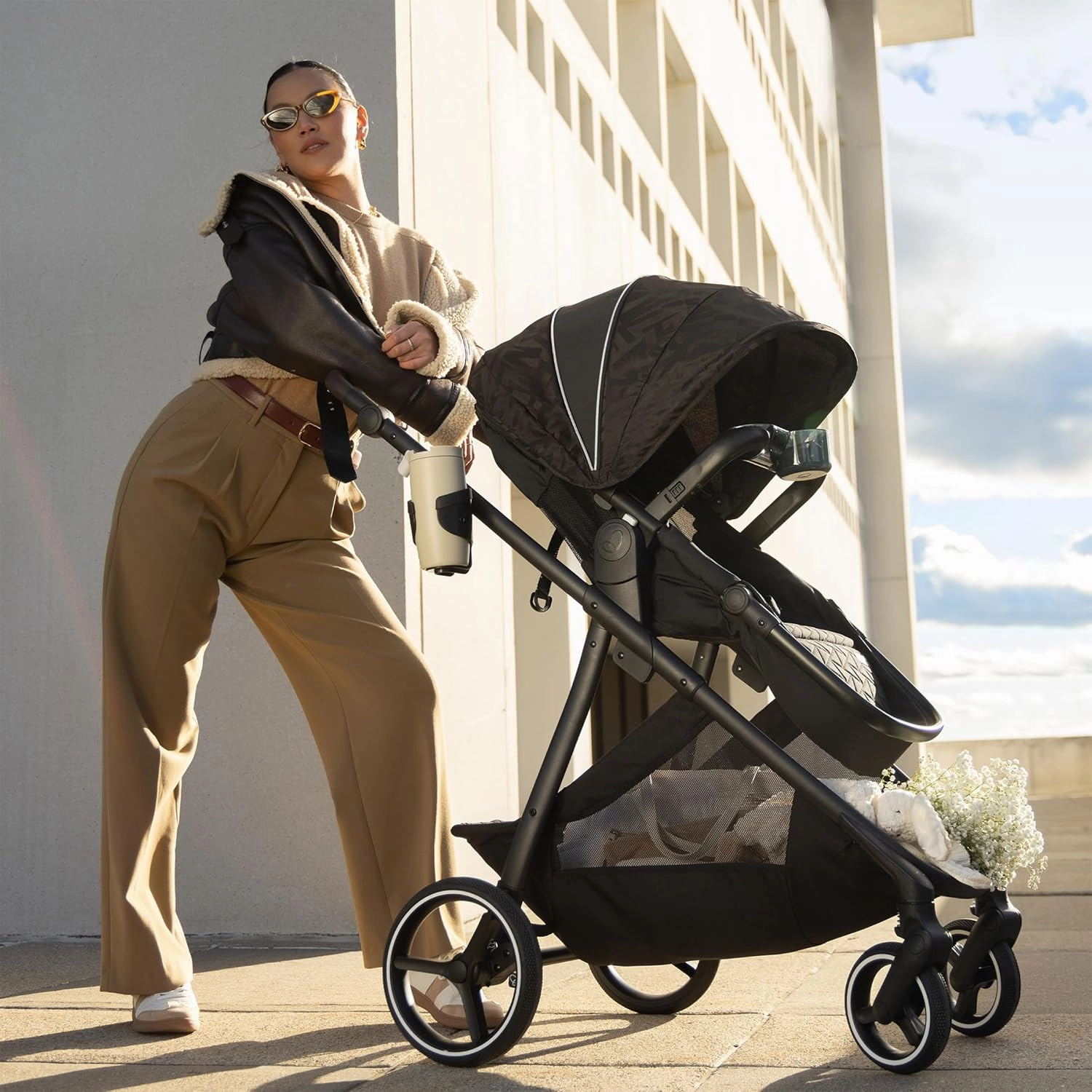 Evenflo Shyft Intuiti  Travel System Featuring Revolve180 LiteMax NXT with SensorySoothe (Dubhan Black)