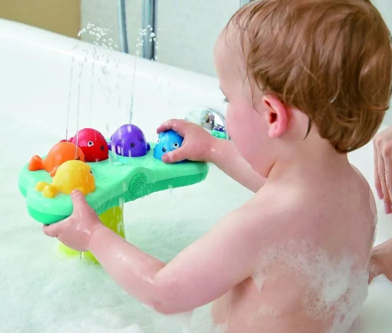 Hape Musical Whale Fountain