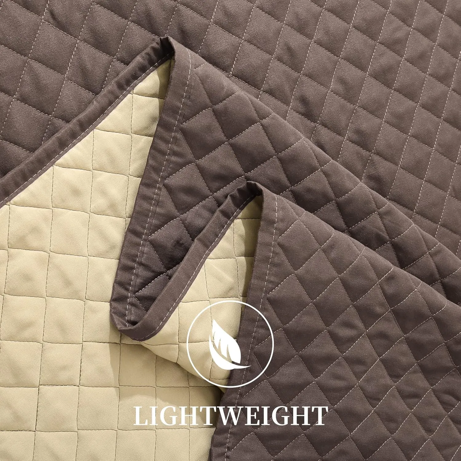 HOMBYS 3 Piece Oversized King Quilt Set Bedspread 128x120 Reversible Lightweight Coverlet Summer Comforter Set (Super King Plus(128x120), Beige Brown)