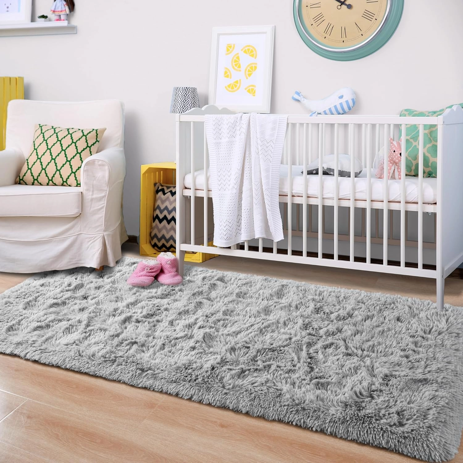 HQAYW Fluffy Runner Rug for Bedroom Living Room, Soft Shaggy Kids Girls Room Rugs Bedside Rug Dorm Rug with Non Slip Backing Plush Fuzzy Hallway Carpet Indoor Home Decor, 2' x 6', Grey