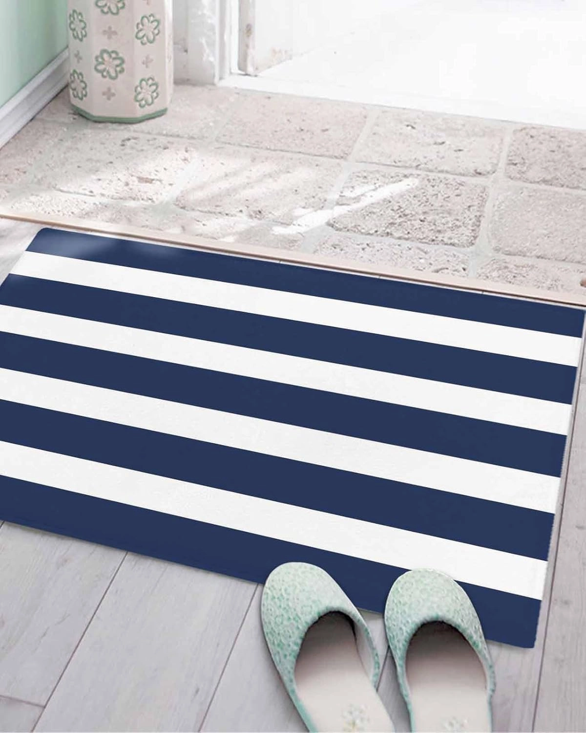 Indoor Doormat Modern Classic Stripes,Shaggy Floor Mat with Non-Skid Backing Nautical Navy Blue and White,Machine Washable Plush Area Rug Carpets for Kitchen Nursery Bedroom
