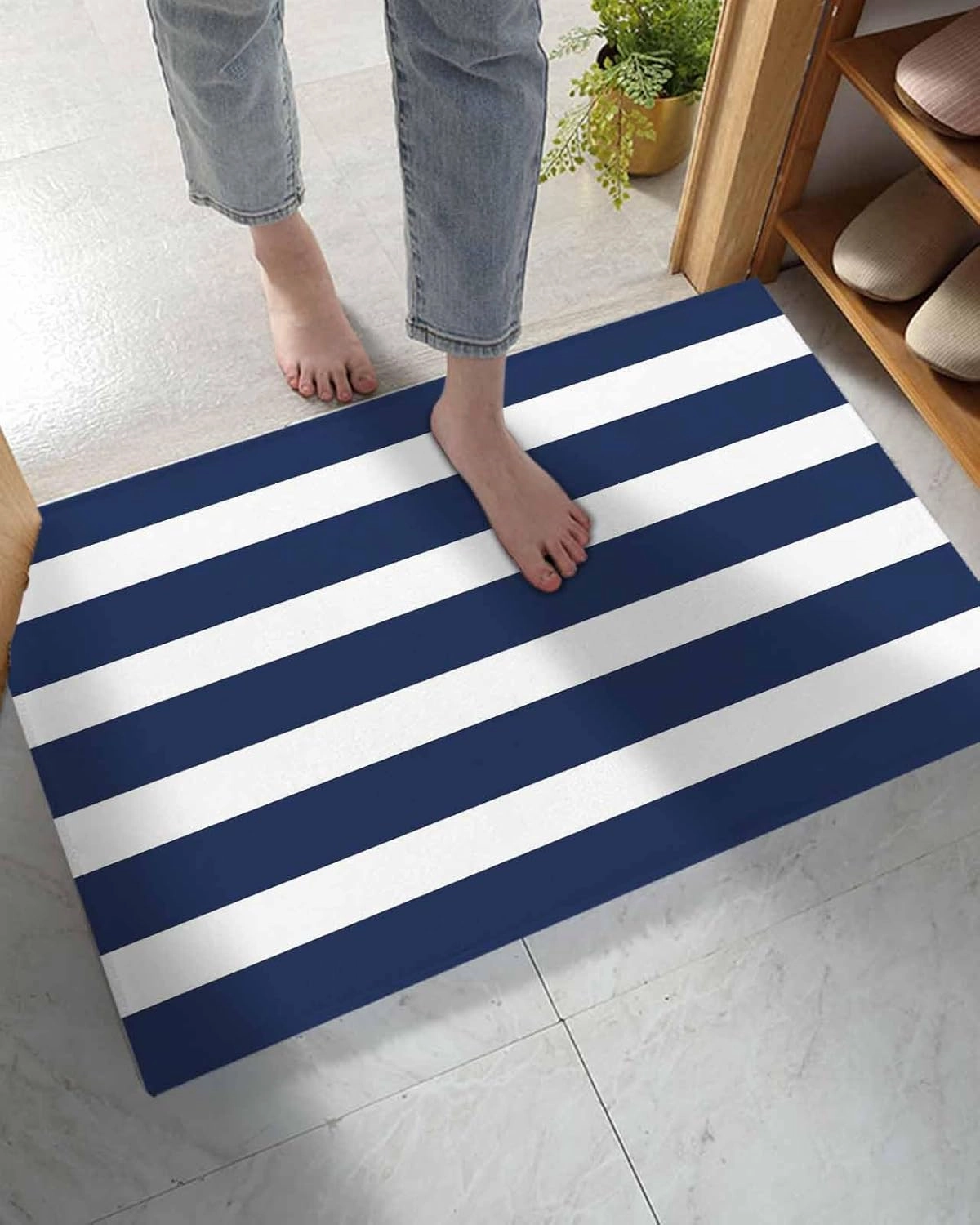 Indoor Doormat Modern Classic Stripes,Shaggy Floor Mat with Non-Skid Backing Nautical Navy Blue and White,Machine Washable Plush Area Rug Carpets for Kitchen Nursery Bedroom