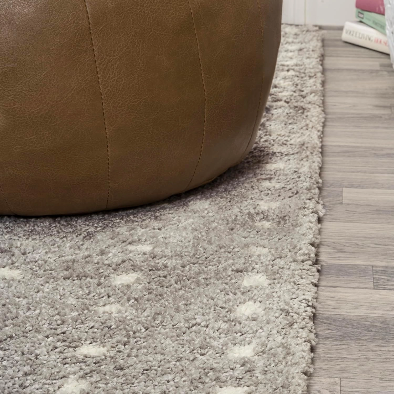 JONATHAN Y MOH400B-28 Pele Modern Geometric Dot Shag Runner Rug, Contemporary, Minimalist, Scandinavian, Kids & Novelty for Living Room, Dining Room, Bedroom, Kitchen, Gray/Ivory, 2 X 8