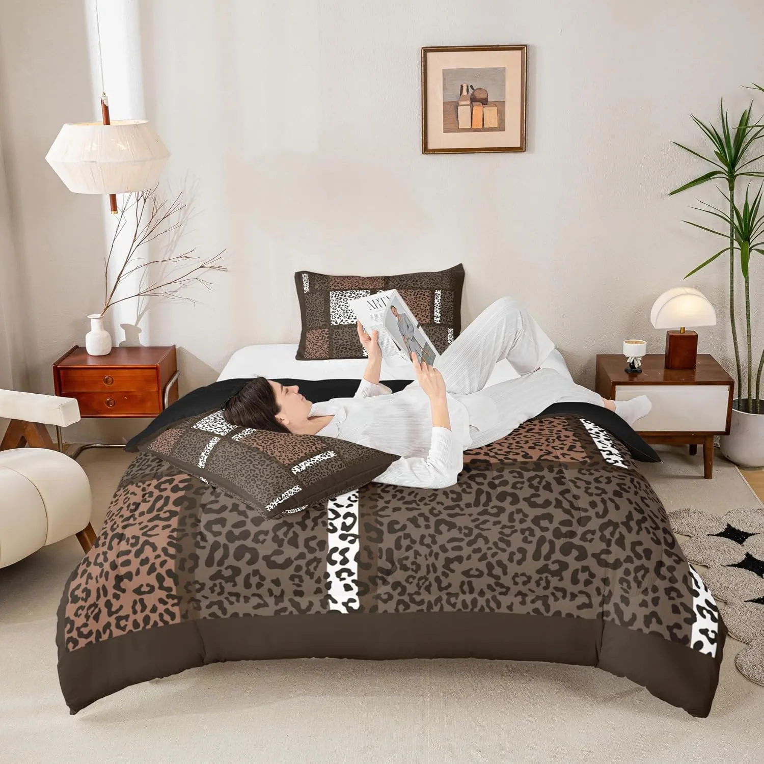 Leopard Print Bed Comforter Set Queen Size,Wild Animal Fur Skin Super Soft Microfiber Bedding Set for Adults,African Cheetah Patchwork Texture Comforter Set,2 Pillowcases,Modern Simple Style