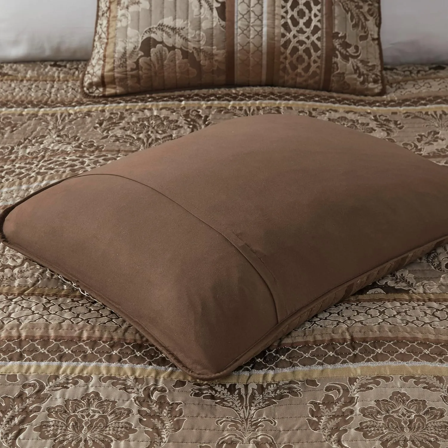 Madison Park Quilt Traditional Damask Design All Season, Lightweight Coverlet Bedspread Bedding Set, Matching Shams, Pillows, King/Cal King(104"x94"), Bellagio, Jacquard Brown/Gold 6 Piece (MP13-369)
