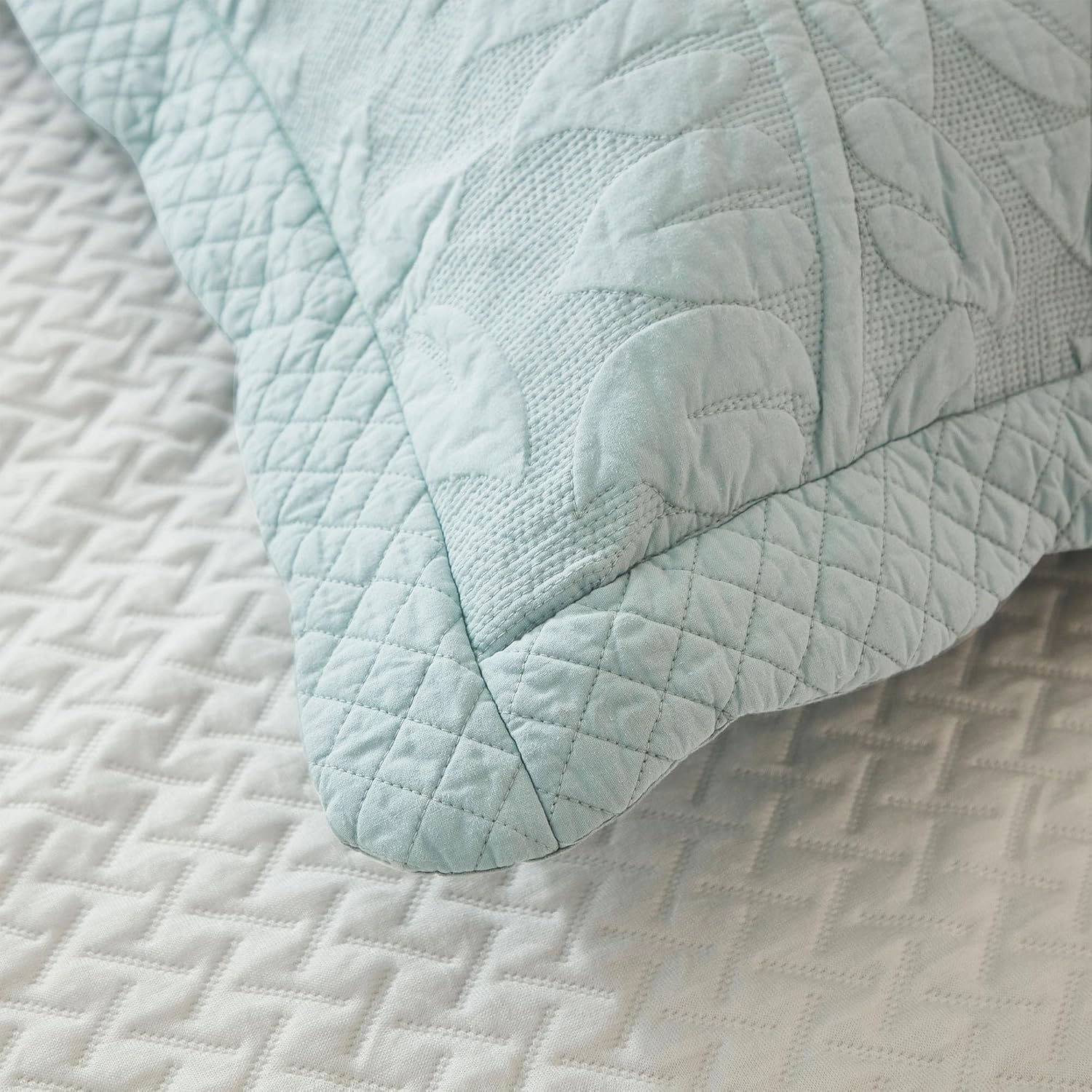 MarCielo 3-Piece 100% Cotton Oversized Bedspread Lightweight Quilt Coverlet Embroidery Farmhouse Bedding Set T0 (Aruba Blue, King (118"x106"))