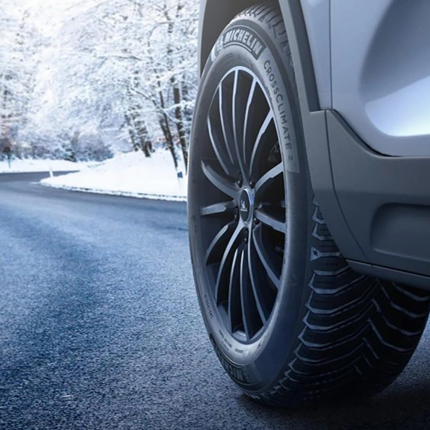 MICHELIN CrossClimate2 All-Season Car Tire for SUVs and Crossovers, 205/55R16 91H