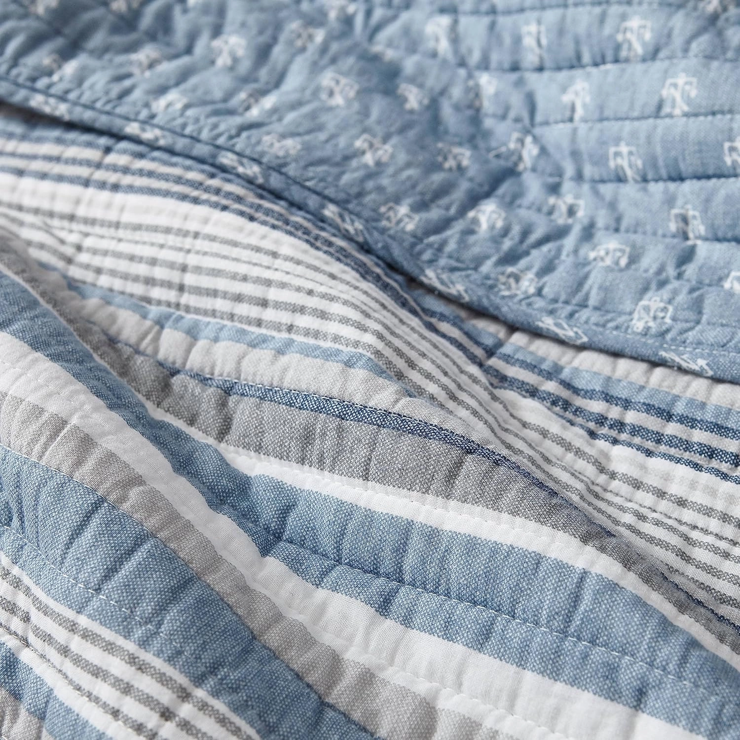 Nautica Quilt Set All Season Cotton Bedding with Matching Sham, Lightweight & Reversible, King, Jettison Grey/Blue/White