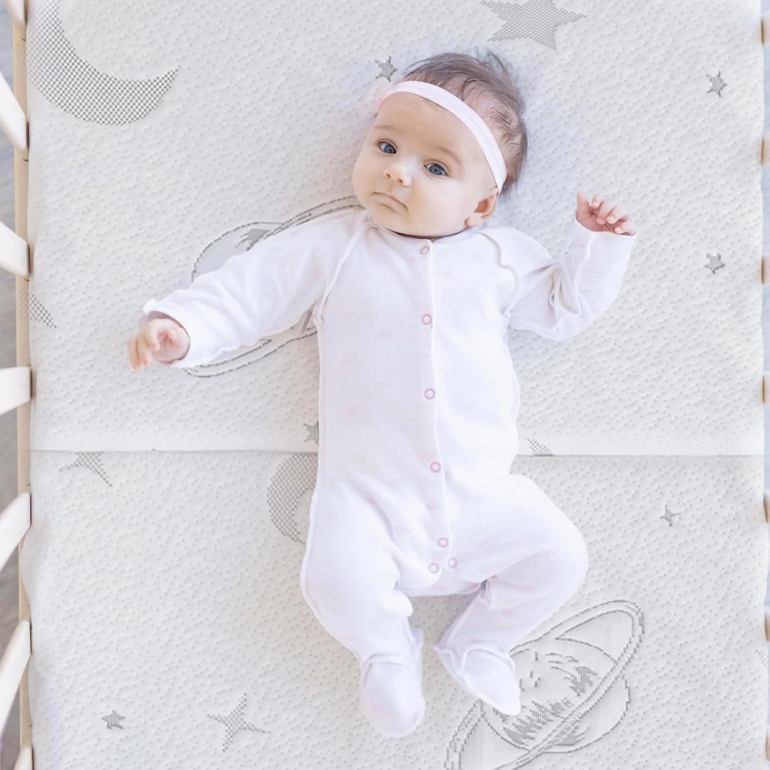 Pack and Play Mattress Pad, 38" x 26" Dual Sided Tri-fold Baby Mattress for Pack N Play, Portable Memory Foam Travel Foldable Crib Mattresses with Breathable Jacquard Cover