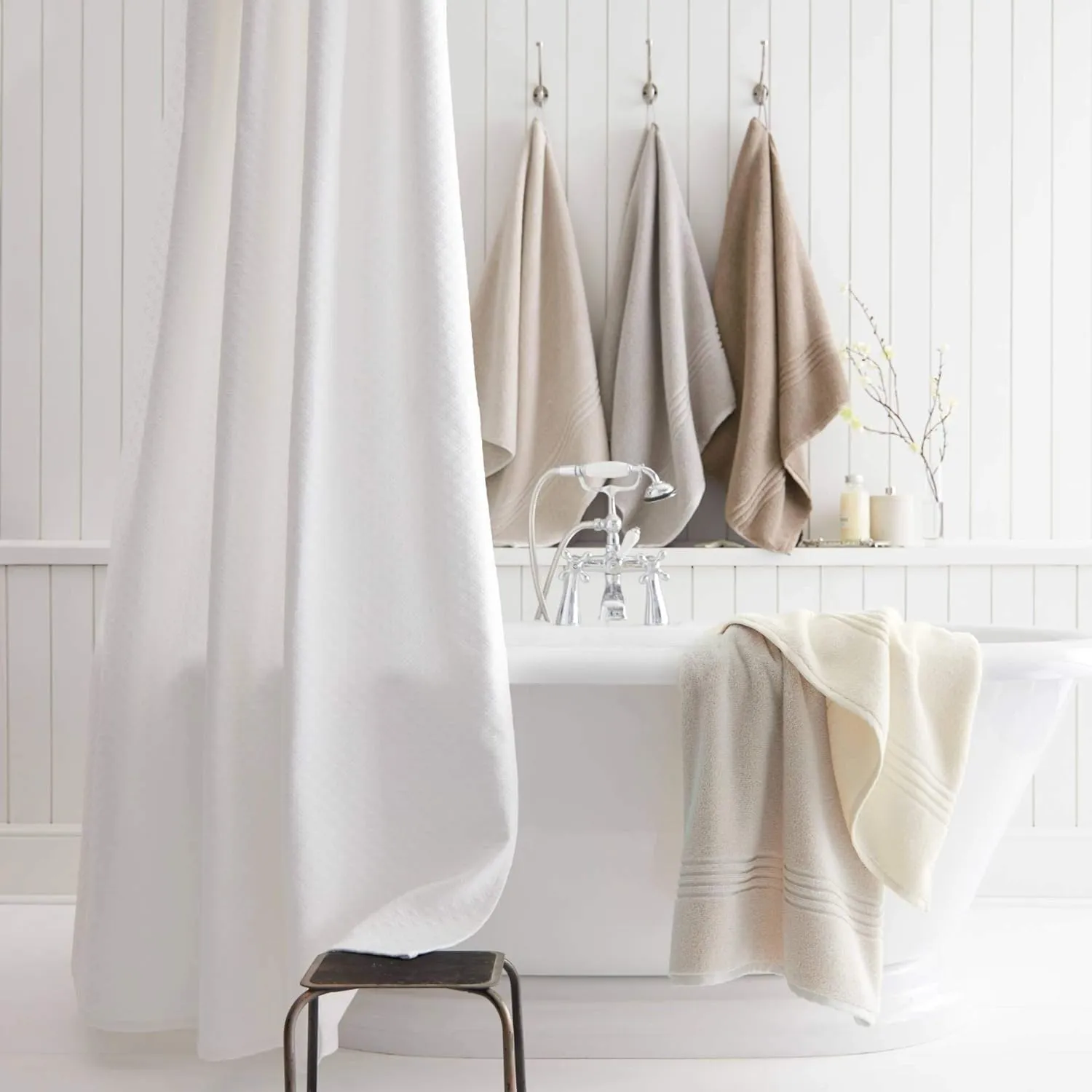 Peacock Alley Chelsea Luxury Towels - Zero Twist Technology - 100% Long Staple Cotton Fluffy Lightweight 6 Piece Towel Set, Ivory