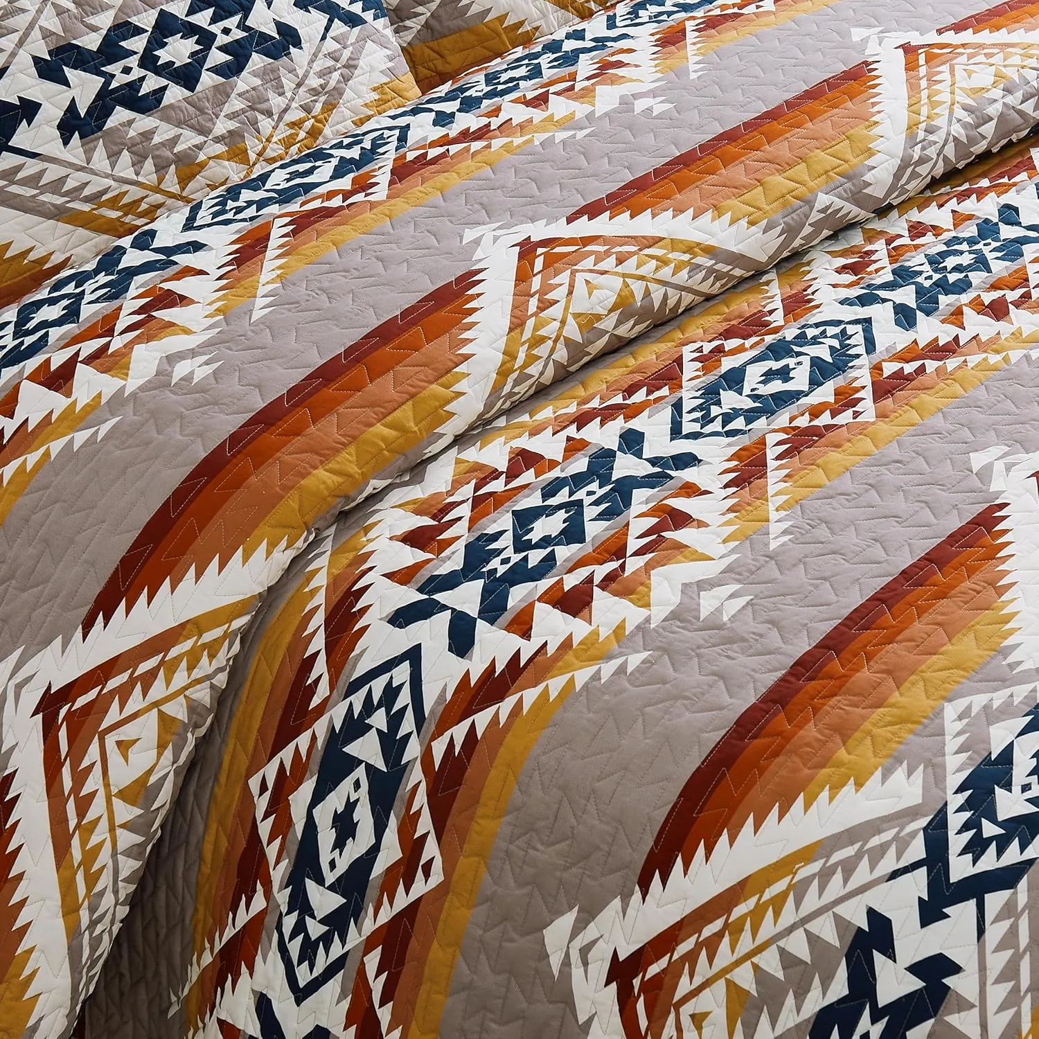 PENDLETON 31799 Bridge Creek Full/Queen Coverlet Set Soft Cotton Bed Cover Rustic Home Decor Bedspread Luxury Coverlet Set Cozy Lightweight Quilt and Pillow Shams Set, Full/Queen, Tan