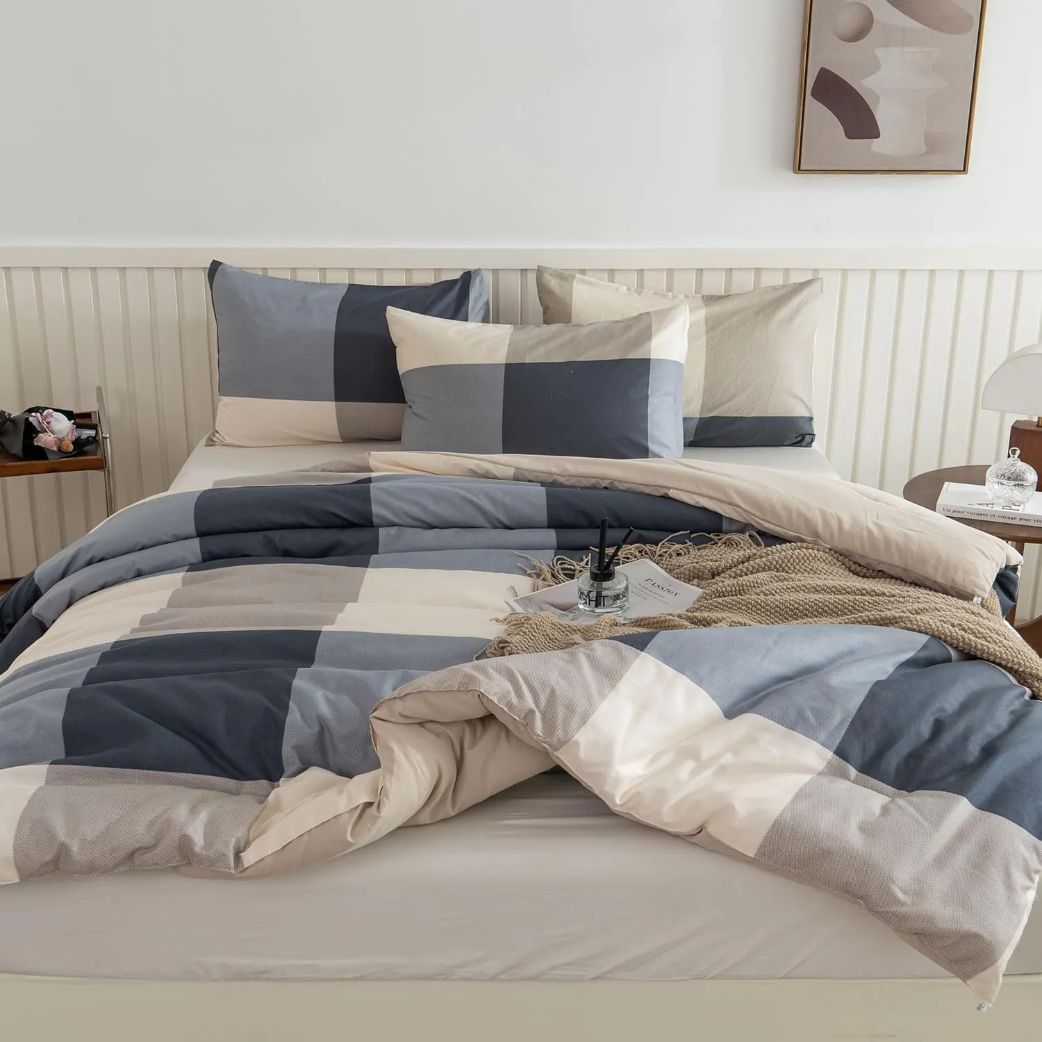 Queen Comforter Set Plaid 3 Pieces Soft Cute Plaid Bedding Comforter Lightweight Check Geometric Style Geometric Comforter Set for All Seasons 1 Comforter and 2 Pillowcases