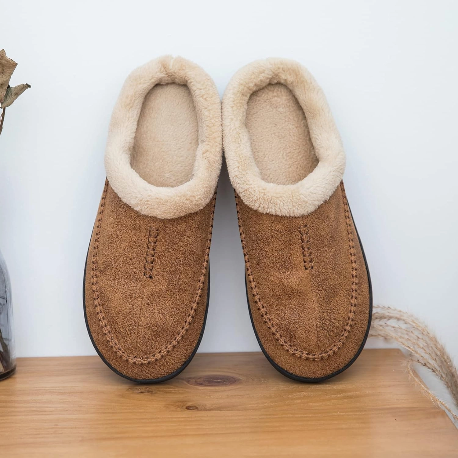 Ranberone Men's Slippers Microsuede Upper Moccasin House Shoes with Fuzzy Plush Lining Indoor and Outdoor