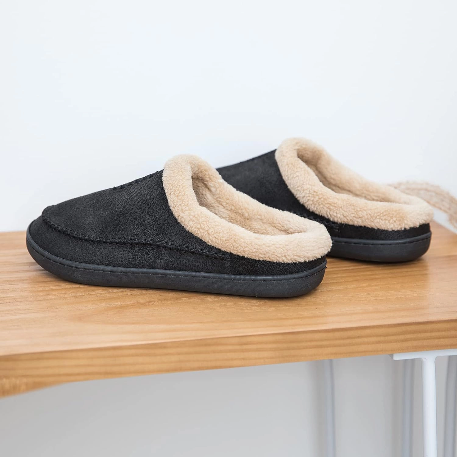 Ranberone Men's Slippers Microsuede Upper Moccasin House Shoes with Fuzzy Plush Lining Indoor and Outdoor