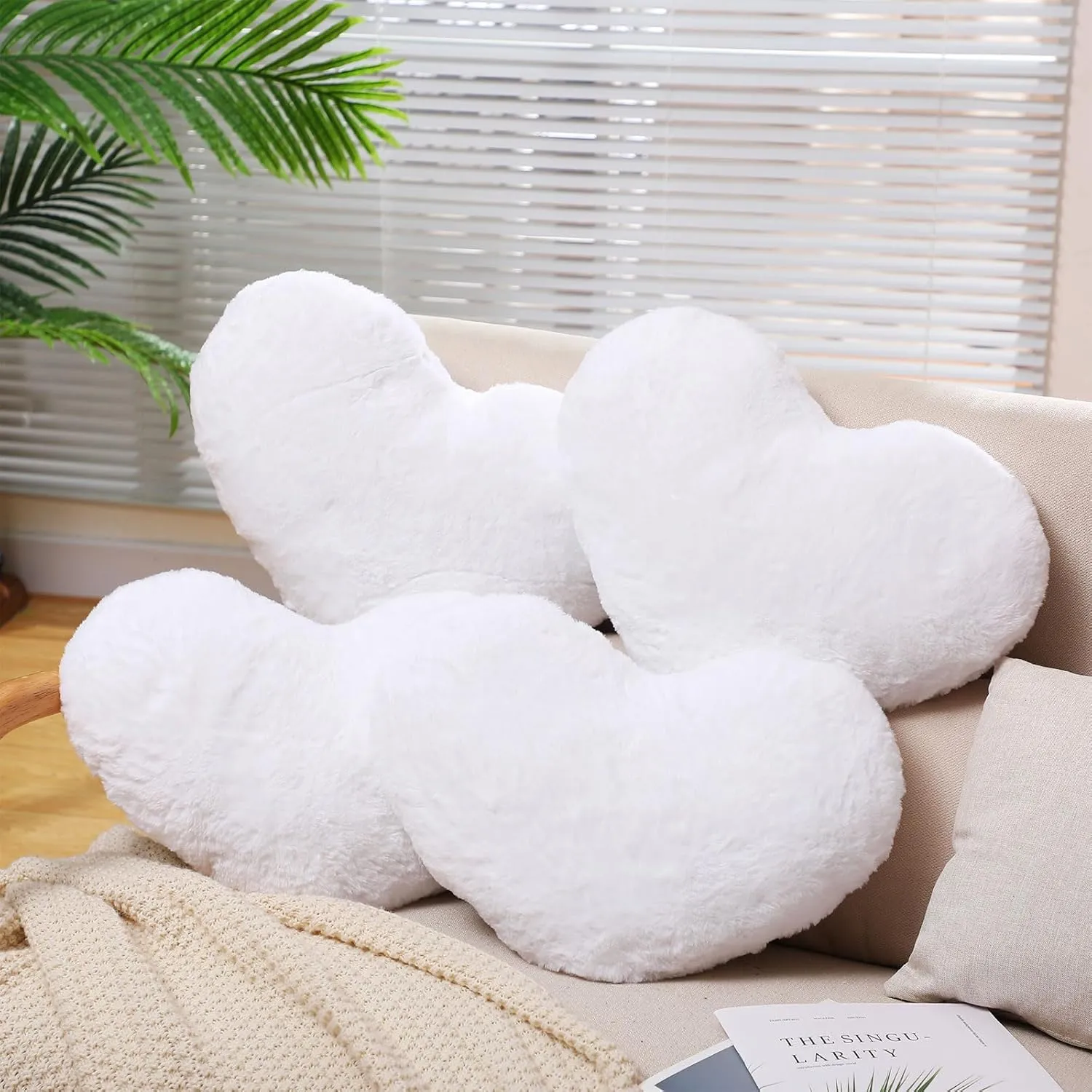 Remerry 4 Pcs Heart Shaped Cute Throw Pillows Faux Rabbit Fur Heart Pillow Fluffy Throw Cushion Decorative for Bedroom Bed Sofa Kid Girls Sleepover Part(White)