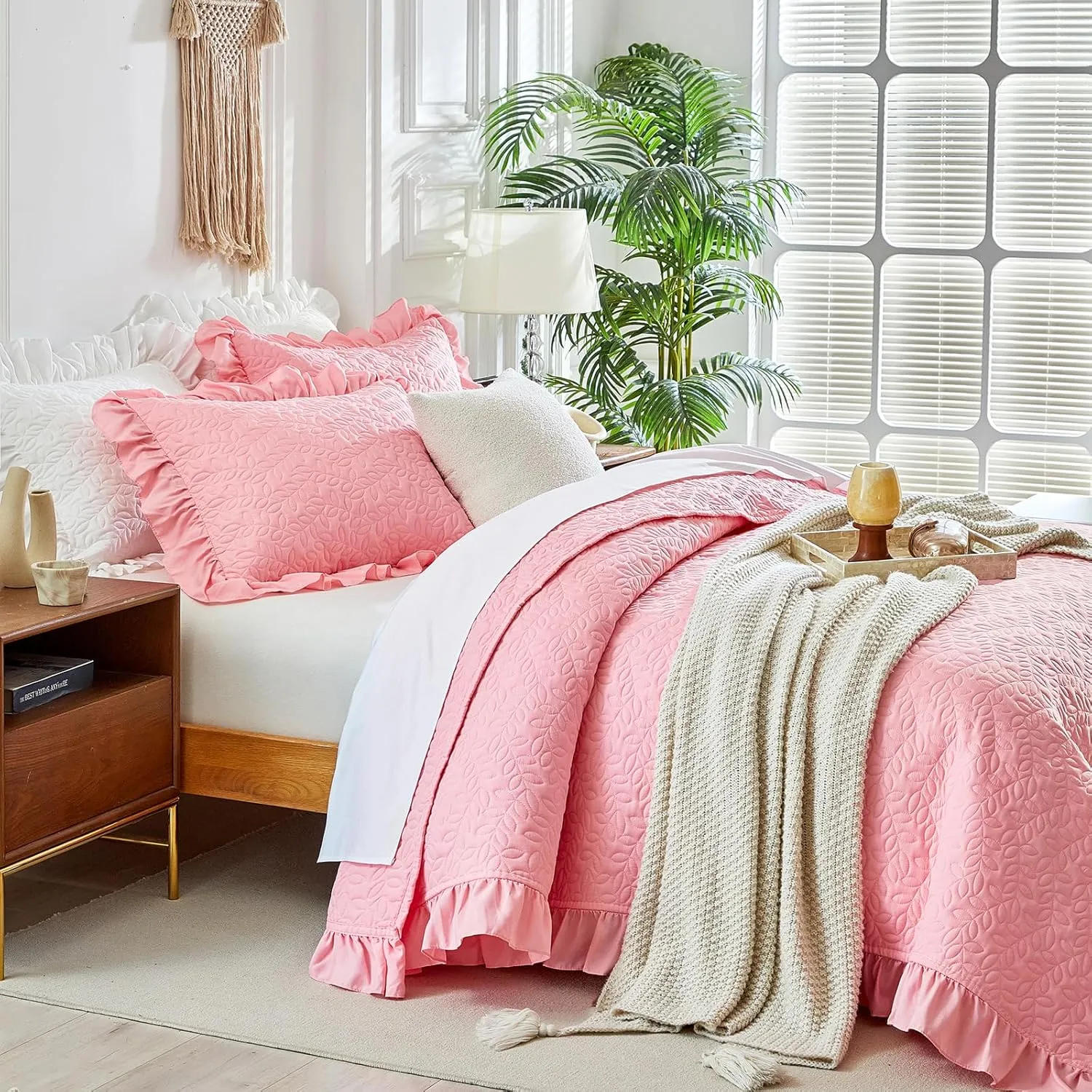 Ruffled Quilt Set Queen Size 96 * 96in - 3 Pieces Solid Shabby Chic Farmhouse Ruffle Bedding Rustic Coverlet & Sets Lightweight Fluffy Summer Oversized Bedspread with Shams for Women Girls - Pink