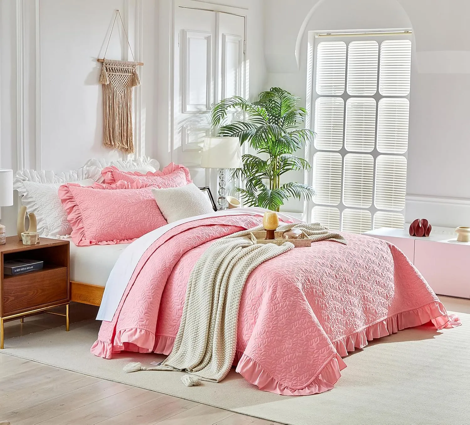 Ruffled Quilt Set Queen Size 96 * 96in - 3 Pieces Solid Shabby Chic Farmhouse Ruffle Bedding Rustic Coverlet & Sets Lightweight Fluffy Summer Oversized Bedspread with Shams for Women Girls - Pink