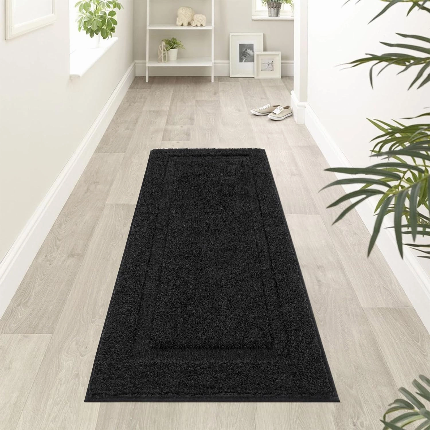 SHACOS Super Soft Bathroom Runner Rugs 24x60 inch Extra Long Non Slip Washable Bath Mats Bathroom Mats Bath Rugs for Bathroom Shower Tub, Black