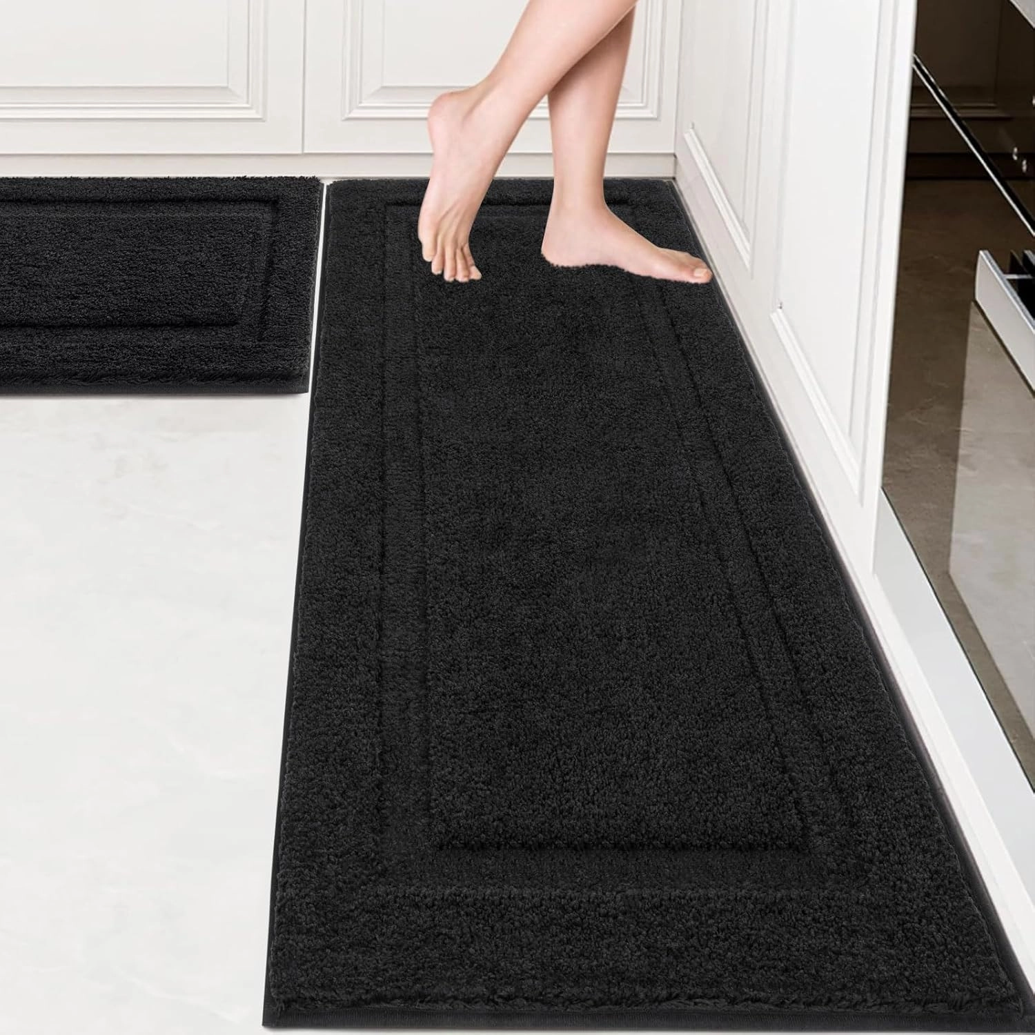 SHACOS Super Soft Bathroom Runner Rugs 24x60 inch Extra Long Non Slip Washable Bath Mats Bathroom Mats Bath Rugs for Bathroom Shower Tub, Black