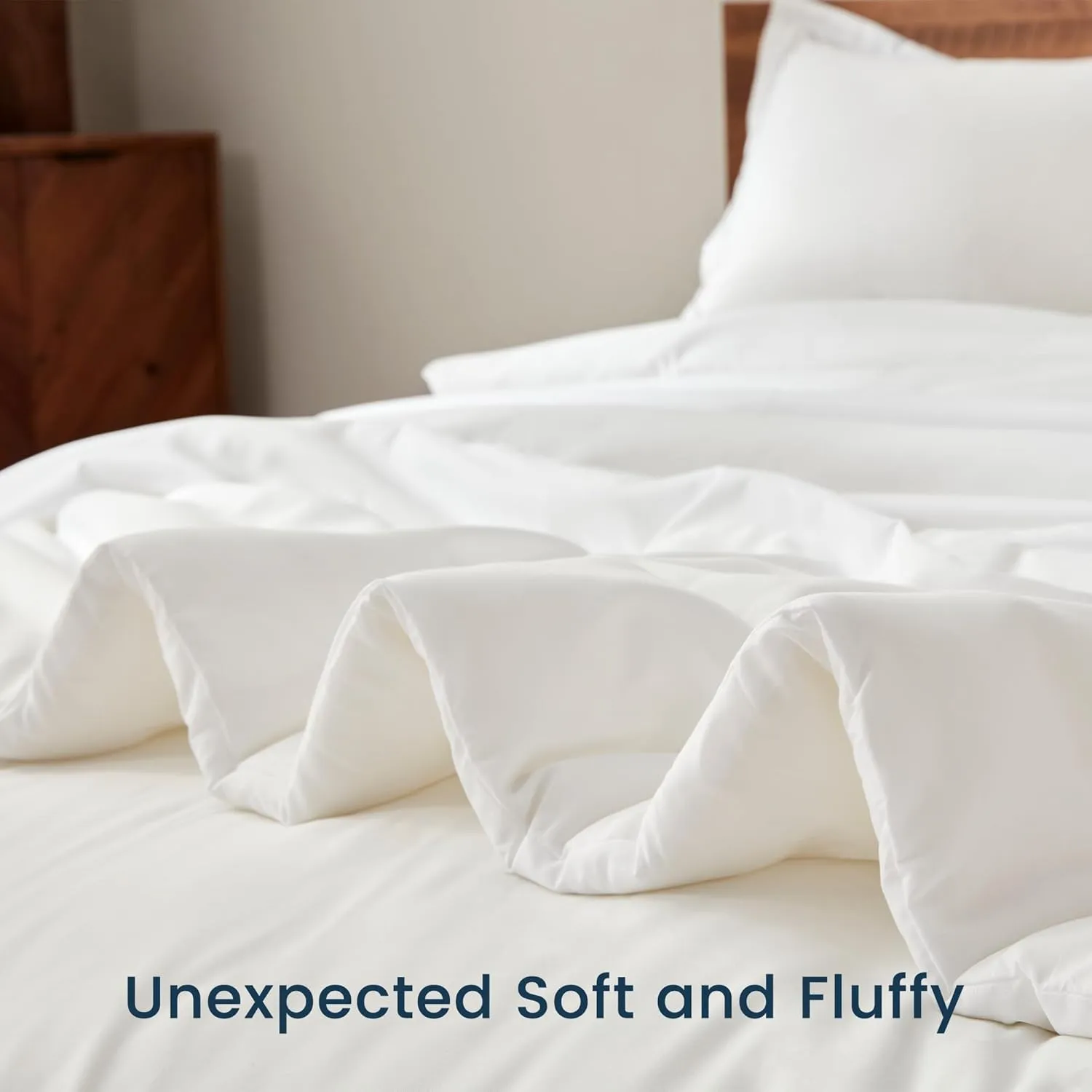 SLEEP ZONE Queen Comforter Set, Luxury Hotel Collection Comforter, 3 Pieces Fluffy Lightweight Down Alternative Duvet Insert with Embroidered Stripes (Olive Leaves, Full/Queen)