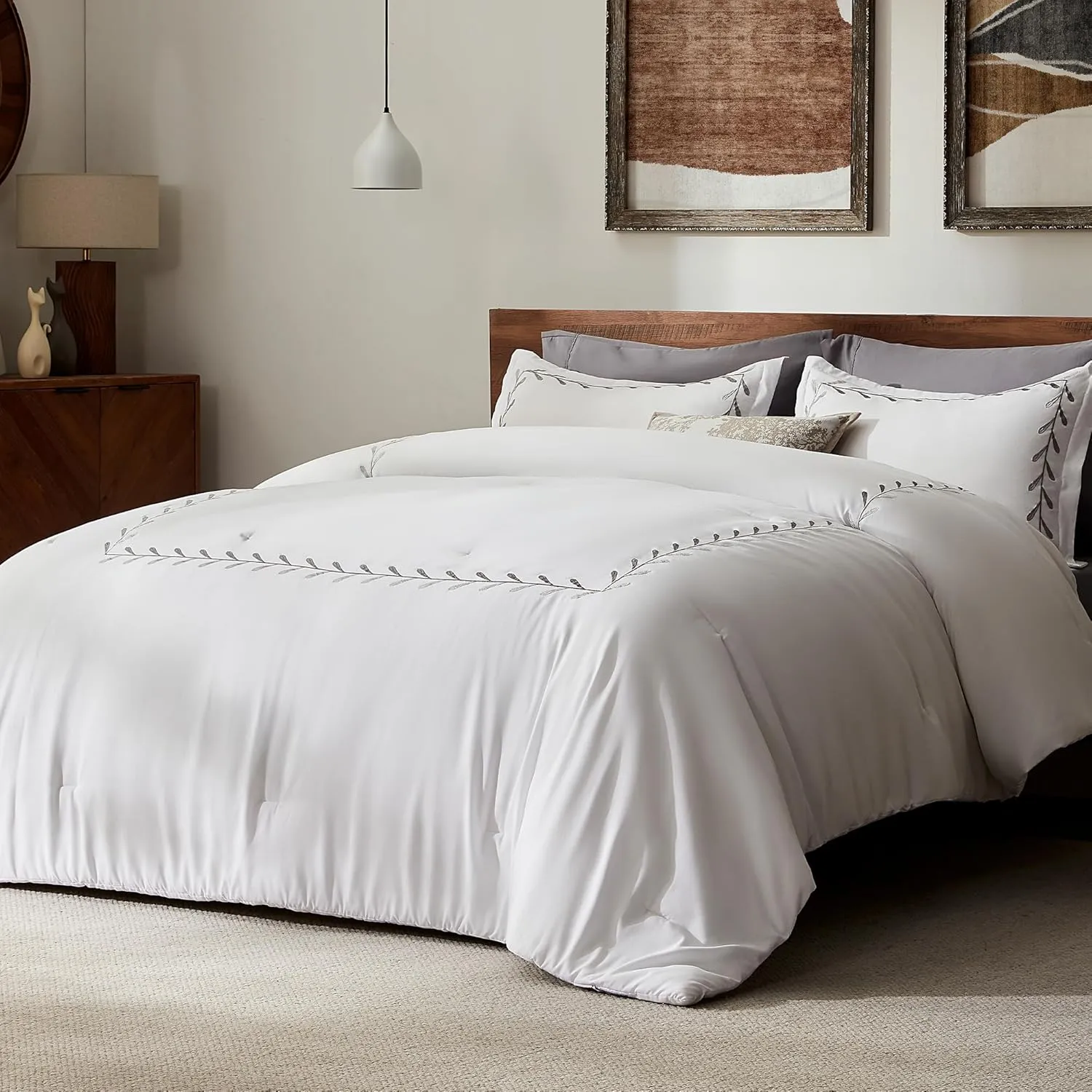 SLEEP ZONE Queen Comforter Set, Luxury Hotel Collection Comforter, 3 Pieces Fluffy Lightweight Down Alternative Duvet Insert with Embroidered Stripes (Olive Leaves, Full/Queen)