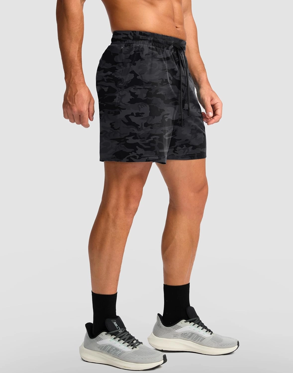 Soothfeel Men's Athletic Running Shorts with Zipper Pocket 5 Inch /7 Inch Quick Dry Tennis Gym Workout Shorts for Men