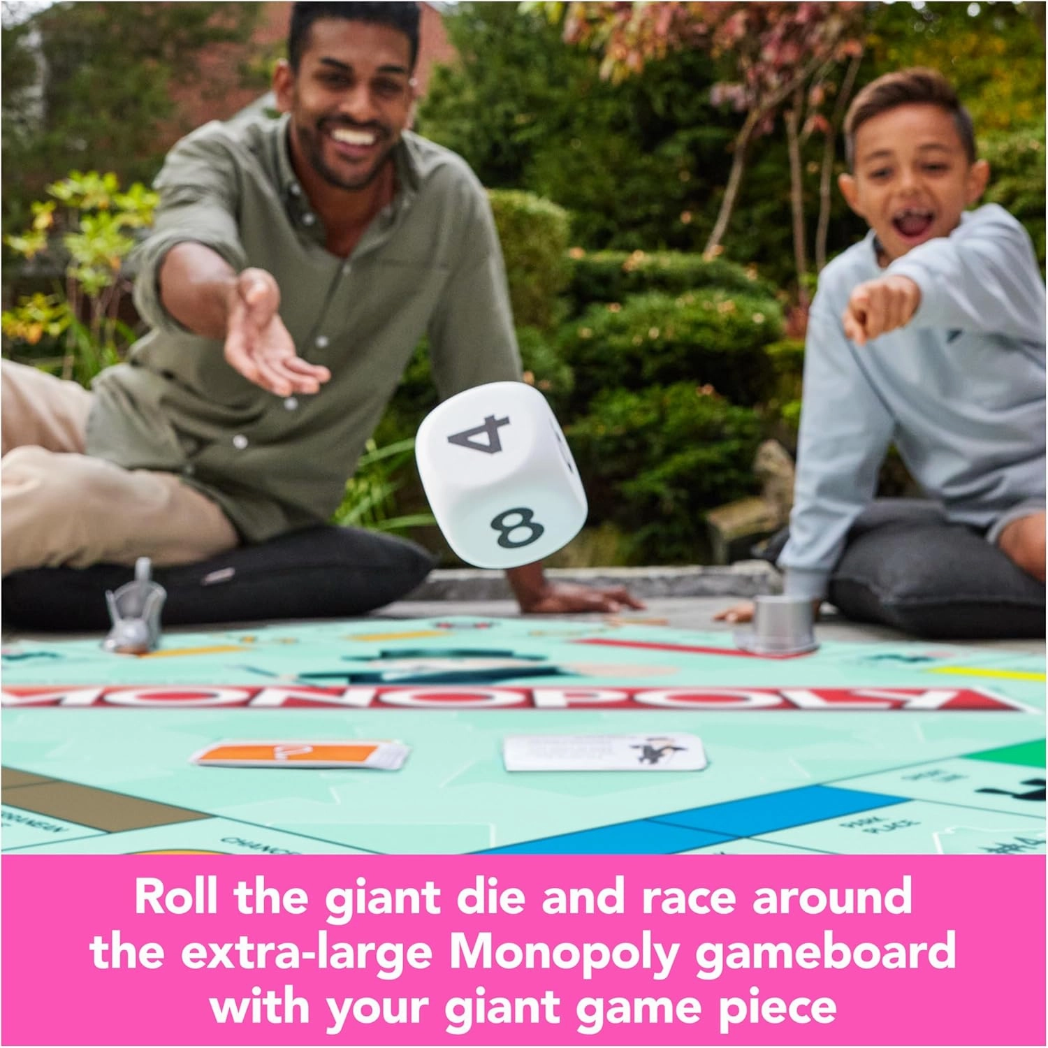 Spin Master Games, Monopoly Giant Edition, Indoor & Outdoor Games, Classic Board Games, 2-4 Players, for Ages 6 & Up