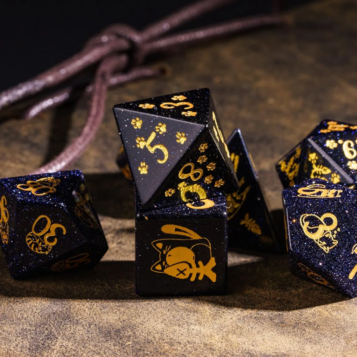 UDIXI Gemstone DND Dice Set Blue Sandstone Dice with Cute Cat Pattern, Stone Dice for Dungeons and Dragons Tabletop Game