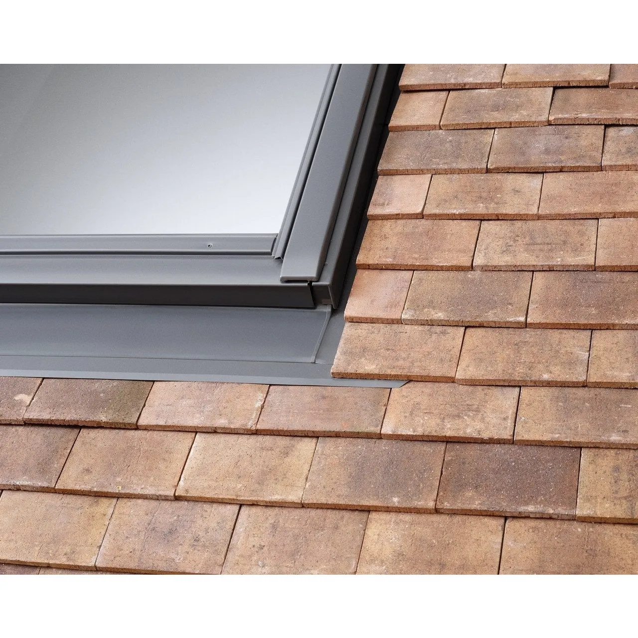 VELUX EDP 0000 Flashings - For plain tiles up to 14mm thick