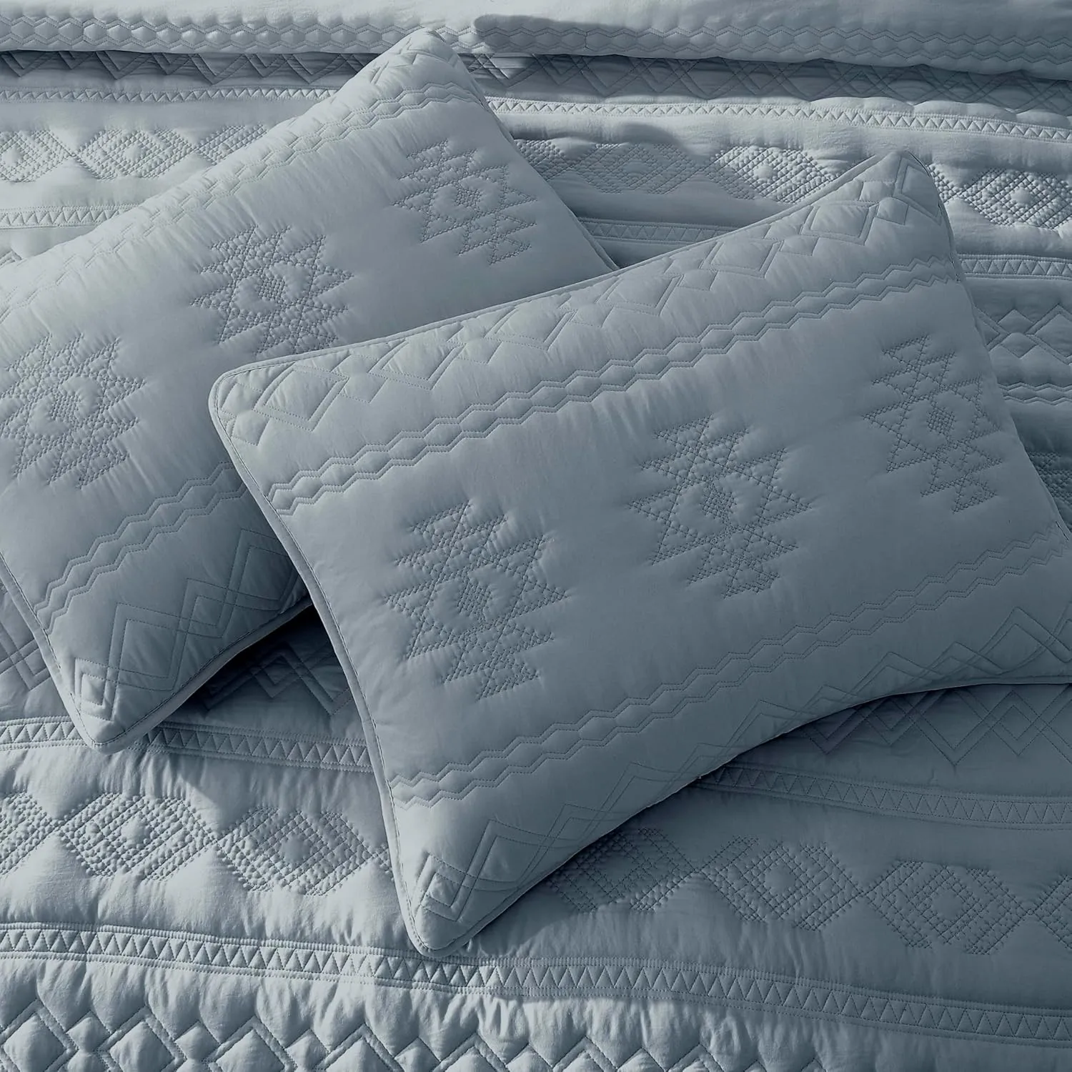 WDCOZY Boho Blue Grey Quilt King Size Bedding Sets with 2 Pillow Shams, Farmhouse Lightweight Soft Bedspread Coverlet for All Season, 3 Pieces, 104x90 inches
