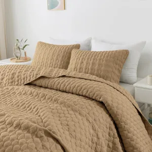 WDCOZY Oversized California Cal King Size Quilt Bedding Sets with Pillow Shams, Yellow Lightweight Soft Bedspread Coverlet Bed Cover, All Season Spring Summer, 3 Pieces, 116x106 inches