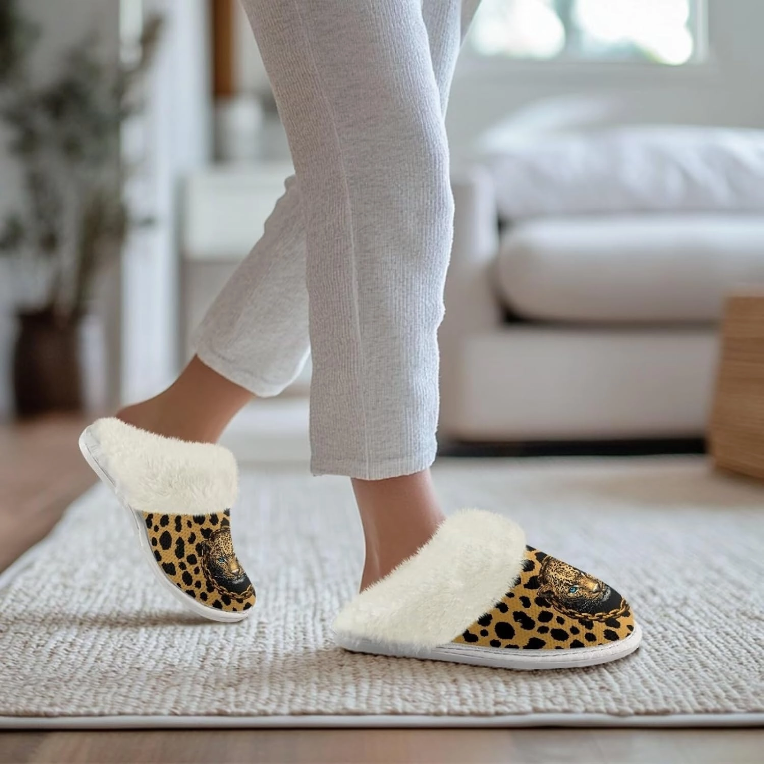 Women's Fuzzy Slippers Warm Cozy Soft Lightweight Bedroom Slippers Women Indoor House Shoes Size 3-12