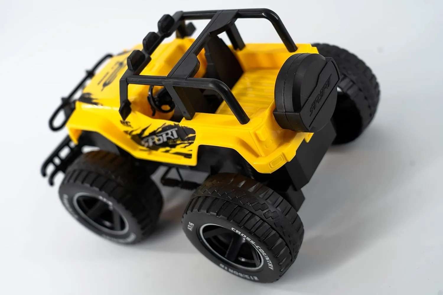 Yellow RC Truck - 1:18 Scale RV Truck with Headlights, Electric Toy for Kids