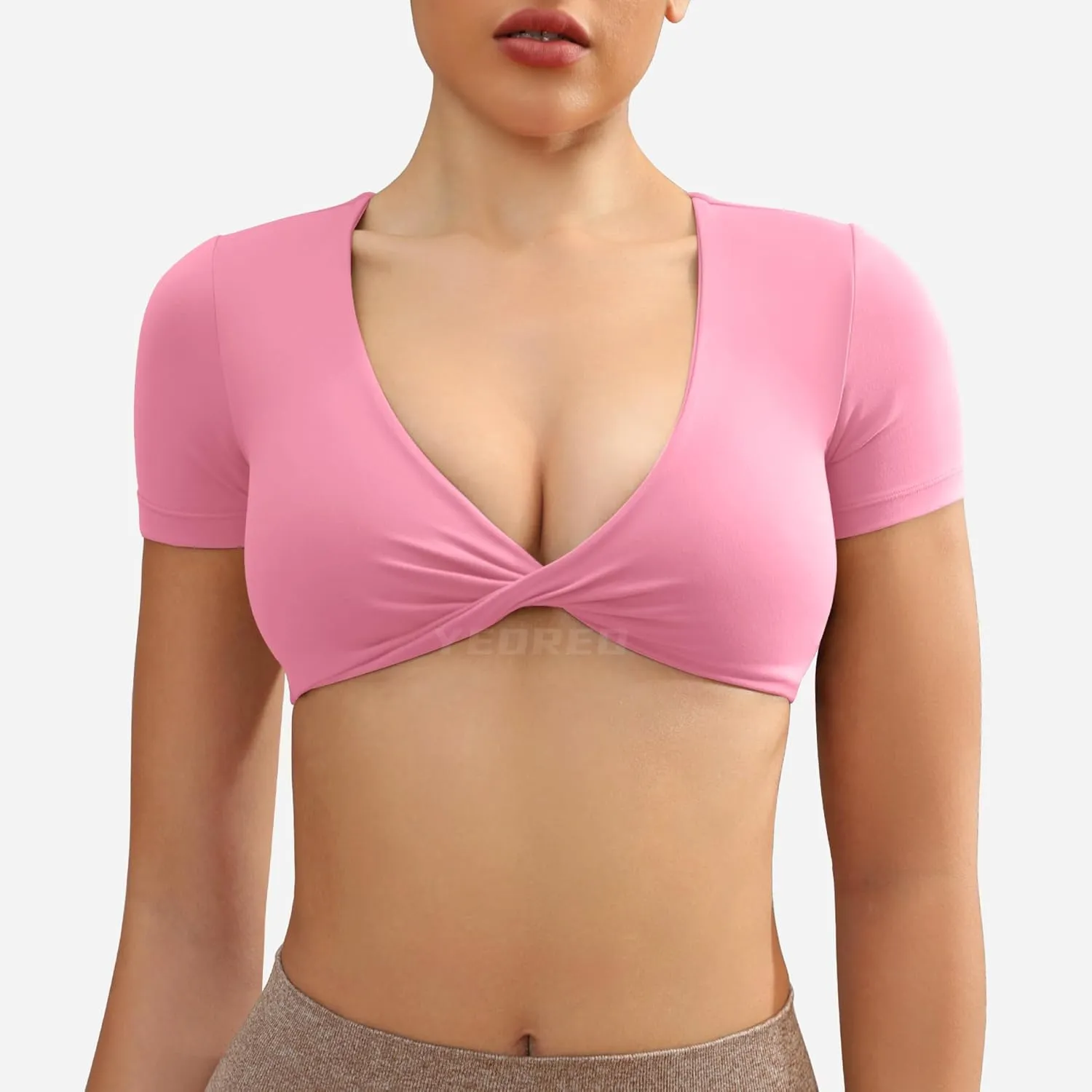 YEOREO Kyla Workout Crop Tops for Women Short Sleeve Twist Front Crop Tank Top Padded Sports Bra Casual Shirts